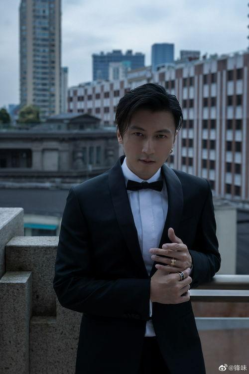 谢霆锋娱乐视频,精彩瞬间回顾，揭秘明星幕后生活